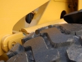 brugt tyers Caterpillar loader